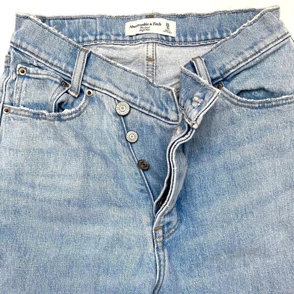 Abercrombie & Fitch The Dad High Rise Button Fly Light Wash Size 25/0 - Picture 4 of 7